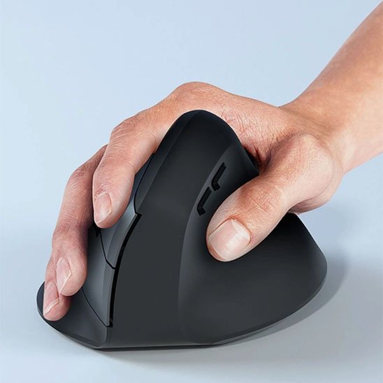 Souris ergonomique sans fil avec main femme