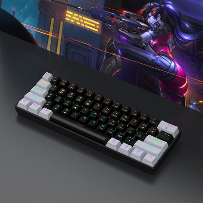 clavier gaming RGB devant scene futuriste armuree