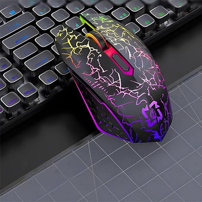 Souris sans fil sur clavier
